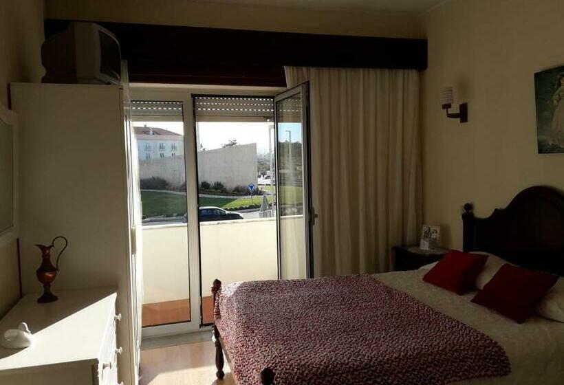 חדר סטנדרט לשלושה, Residencia Marto