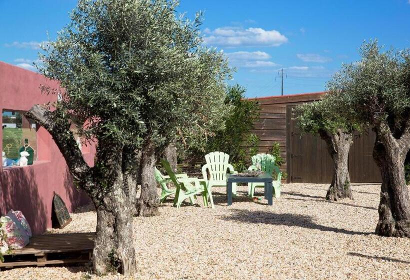 Семейный Номер, Trendy And Luxe B&b And Garden Suite