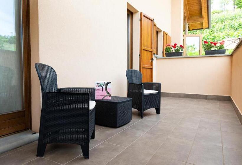 חדר סטנדרט לארבעה, Al Colle