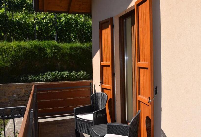 חדר משפחתי, Al Colle