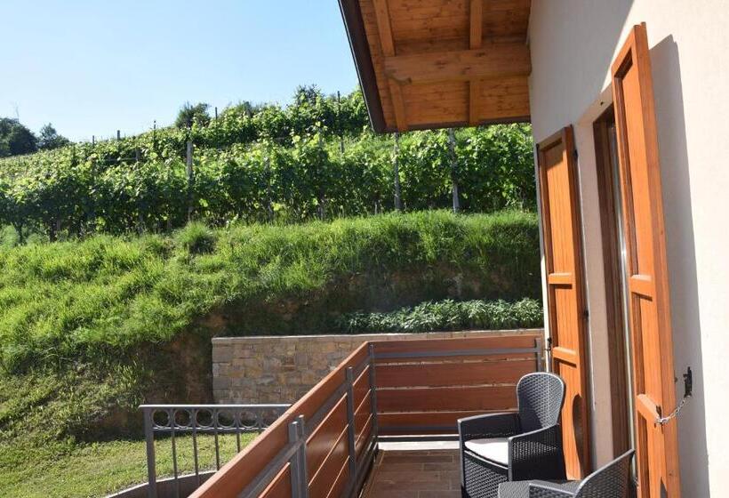 חדר משפחתי, Al Colle