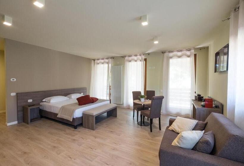 חדר משפתחתי סופריור, Al Colle