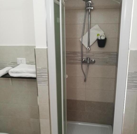 חדר סטנדרט לארבעה, La Dimora Di Roberto