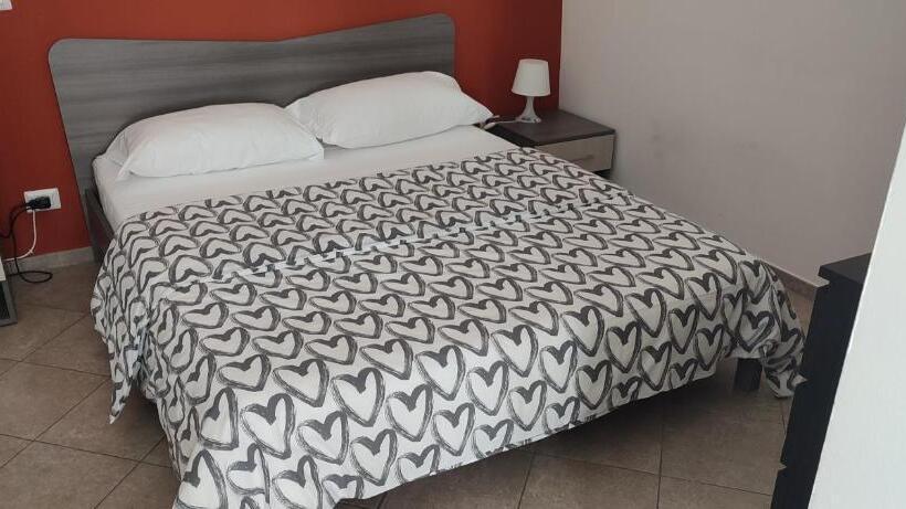 חדר סטנדרט לארבעה, La Dimora Di Roberto