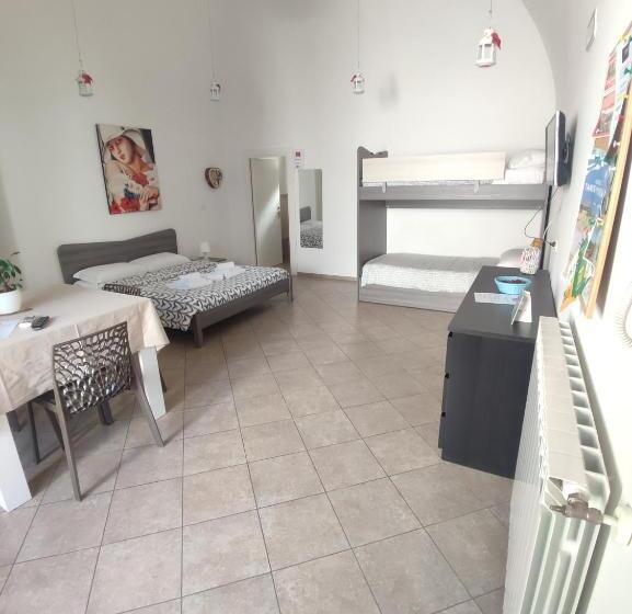 חדר משפחתי דלוקס, La Dimora Di Roberto