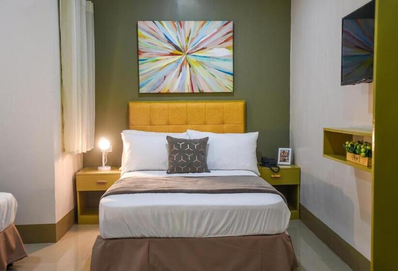 اتاق لوکس خانوادگی, Ett Hometel