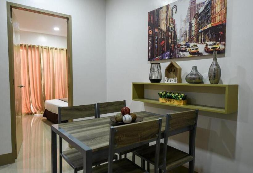 سوییت خانوادگی, Ett Hometel