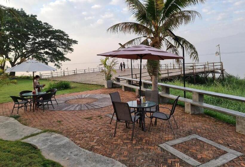 Номер Стандарт Вид на Сад, Naga Tara Boutique Resort