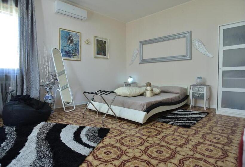 اتاق لوکس, B&b Oasi Degli Angeli