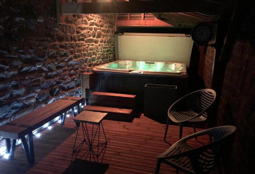 패밀리 룸, Le Haut Pont De La Baie