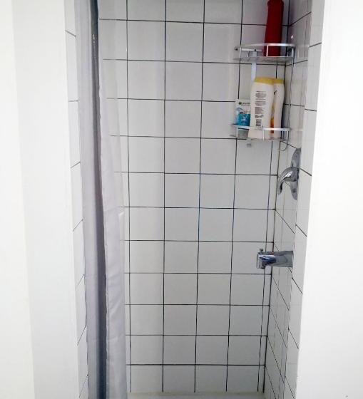 شقة غرفتين, Ga Stay