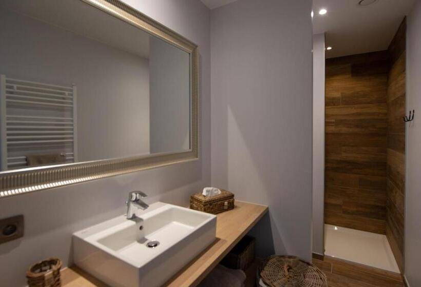 ガーデンビュースタンダードルーム, B&b  T Oezent