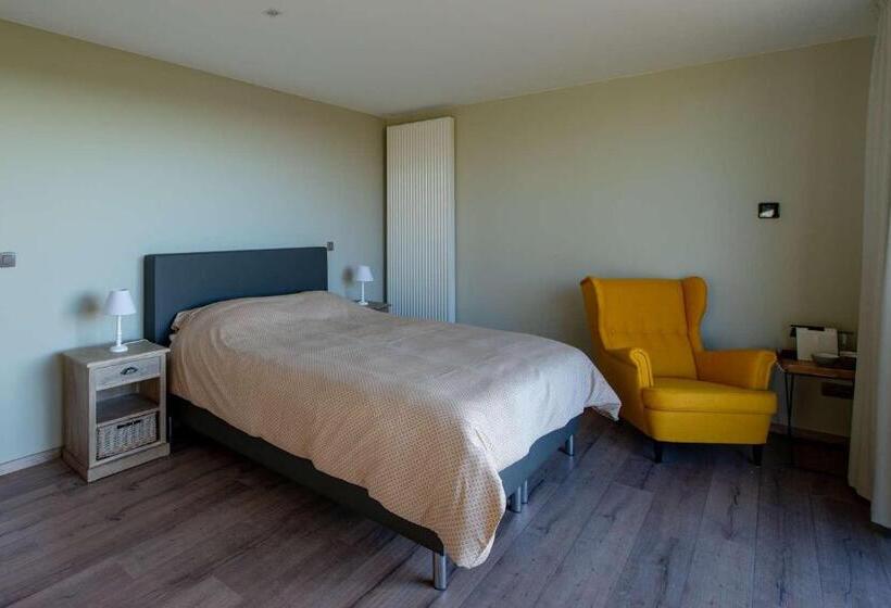 ガーデンビュースタンダードルーム, B&b  T Oezent