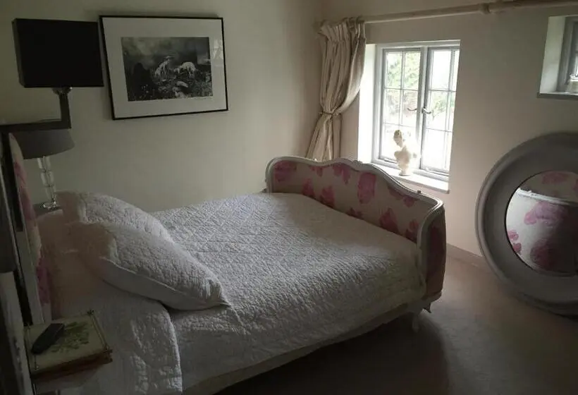 Standard-huone Jaettu Kylpyhuone, Castle Mill Bed And Breakfast Dorking