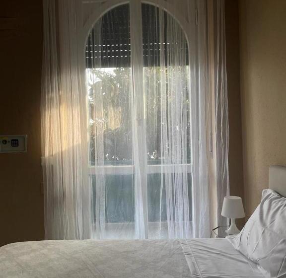 غرفة ديلوكس, Angolo Di Isa