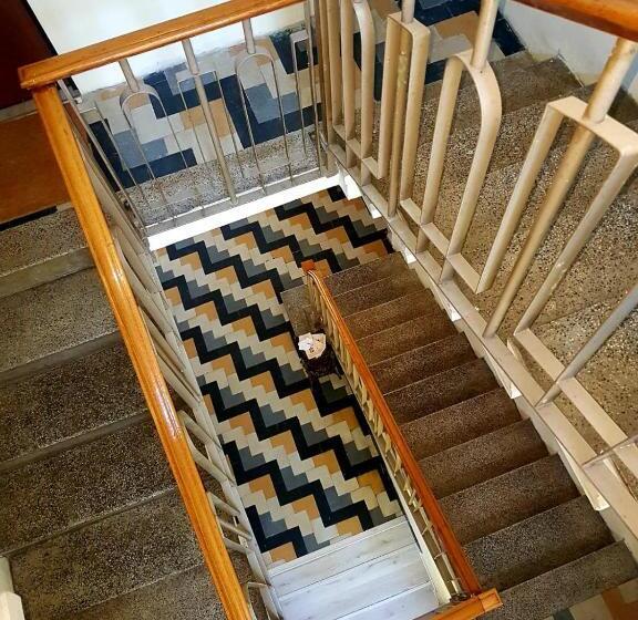 شقة غرفة واحدة, Angolo Di Isa