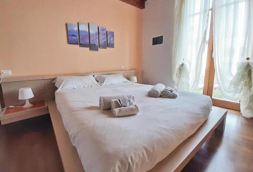 1베드룸 아파트 1층, Sakura House