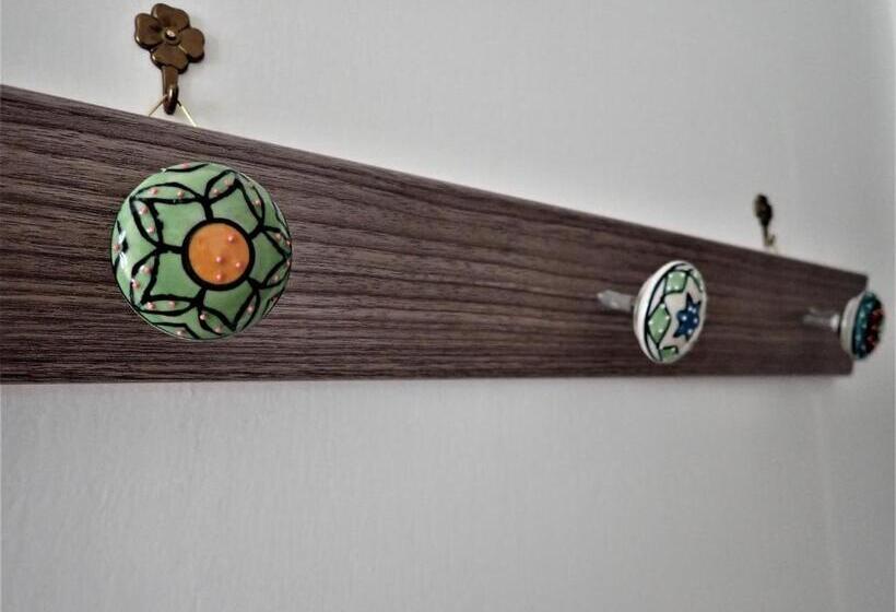 اتاق استاندارد سه نفره, B&b Art Caserta Centro