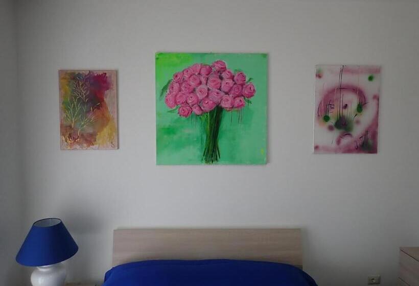 اتاق لوکس خانوادگی, B&b Art Caserta Centro