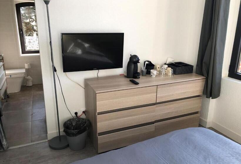 标准间, Chateau Fourclins