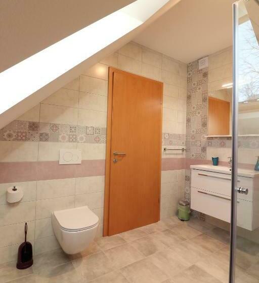 اتاق استاندارد سه تخته با چشمانداز باغ, Apartments & Rooms Pr Skalovc