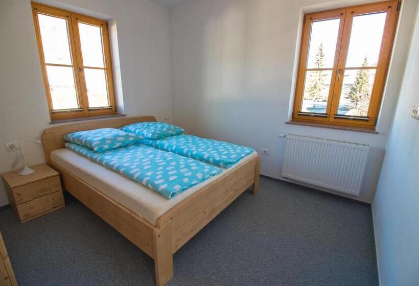 آپارتمان 1 خوابه با چشمانداز باغ, Apartments & Rooms Pr Skalovc