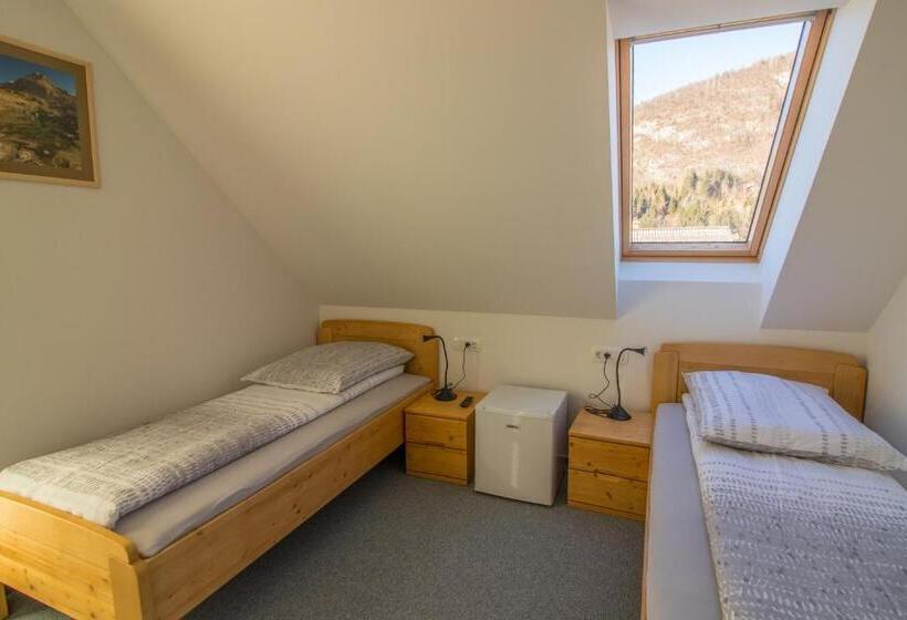 اتاق استاندارد با چشمانداز, Apartments & Rooms Pr Skalovc