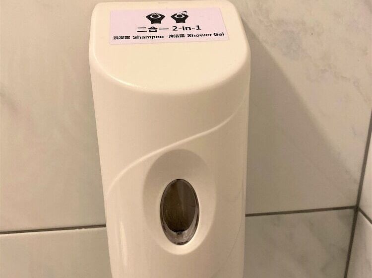 Quarto Deluxe Individual, Zone Hotels, Telok Panglima Garang