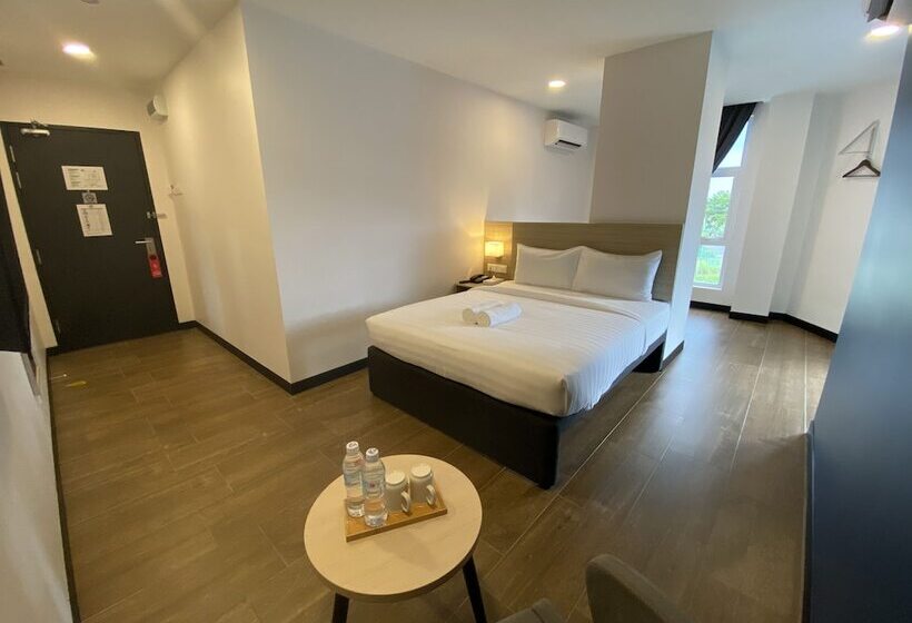 Quarto Premium, Zone Hotels, Telok Panglima Garang