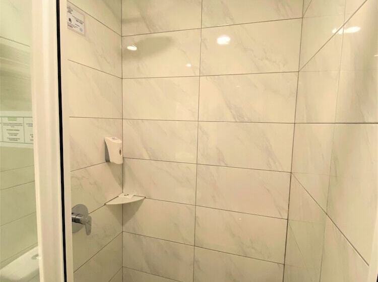 Quarto Premium, Zone Hotels, Telok Panglima Garang