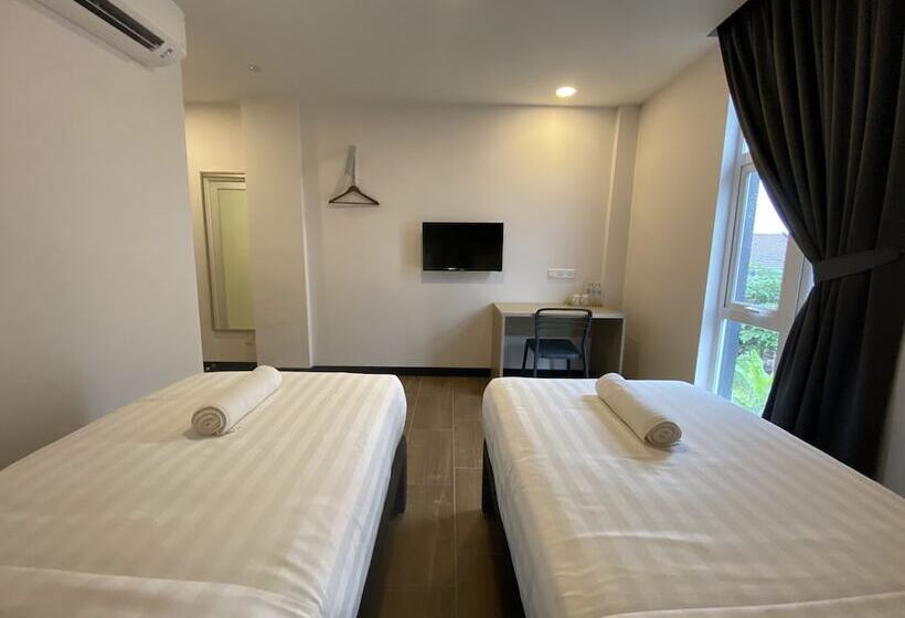 Quarto Deluxe Individual, Zone Hotels, Telok Panglima Garang