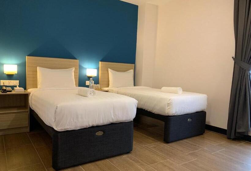 Quarto Deluxe Individual, Zone Hotels, Telok Panglima Garang