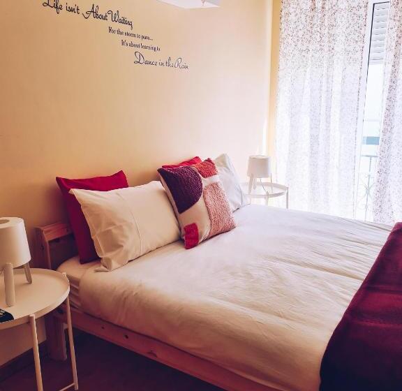 Номер Стандарт с Террасой, Downtown Guest House