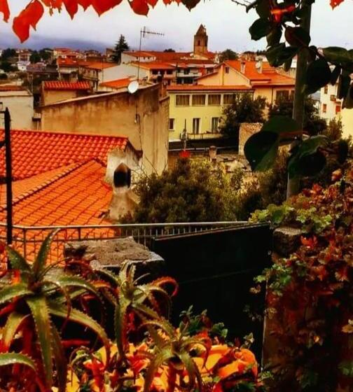 اتاق خانوادگی, Le Rose Di Santina
