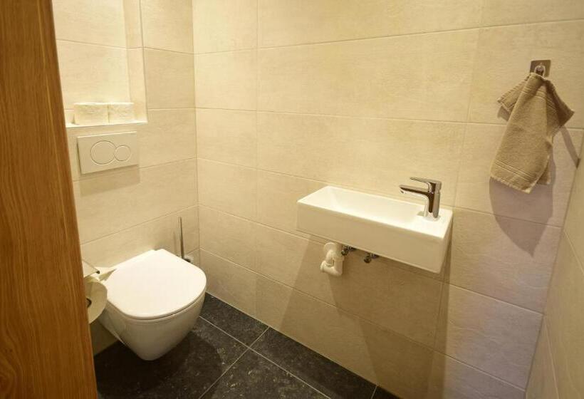 Апартаменты 1 Спальня с Балконом, Waidmannsruh Appartements