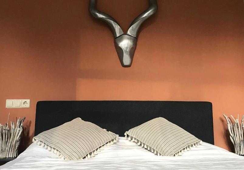 デラックスルーム, De Pelgrimsplaats