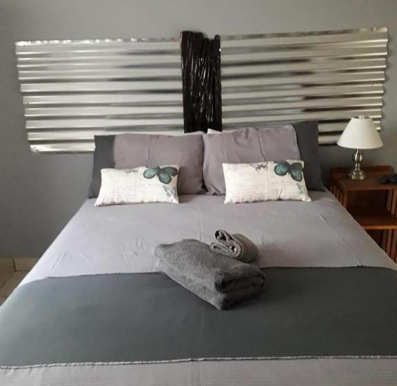 غرفة قياسية مزوَّدة بتراس, Burgersfort Gastehuis