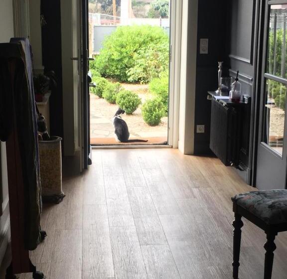 标准间, Villa Dufresne