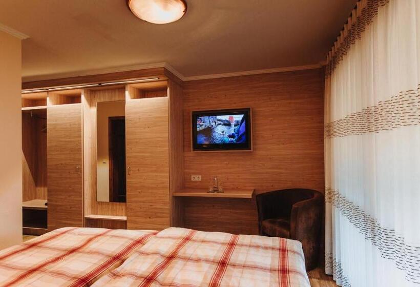 Номер Стандарт, Pension Lehnigksberg