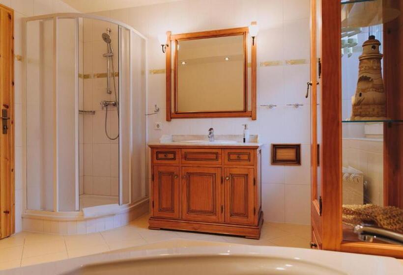 Студио Стандарт с Балконом, Pension Lehnigksberg