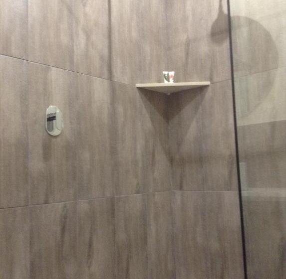 Номер Deluxe, Jock Of The Bushveld