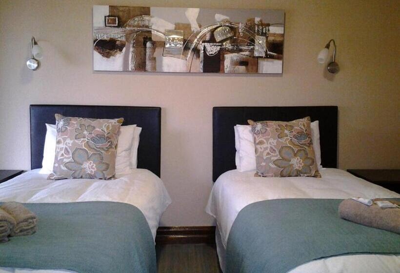 Номер Deluxe, Jock Of The Bushveld