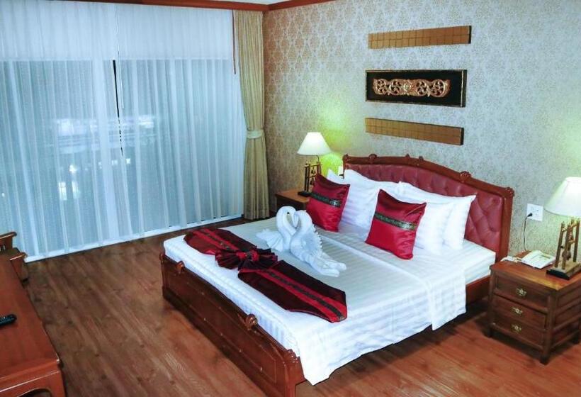 스위트, Aiyaree Place Hotel Sha Plus