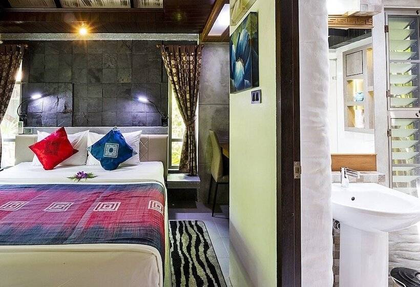 디럭스 룸, Bangtao Beach Chalet Resort