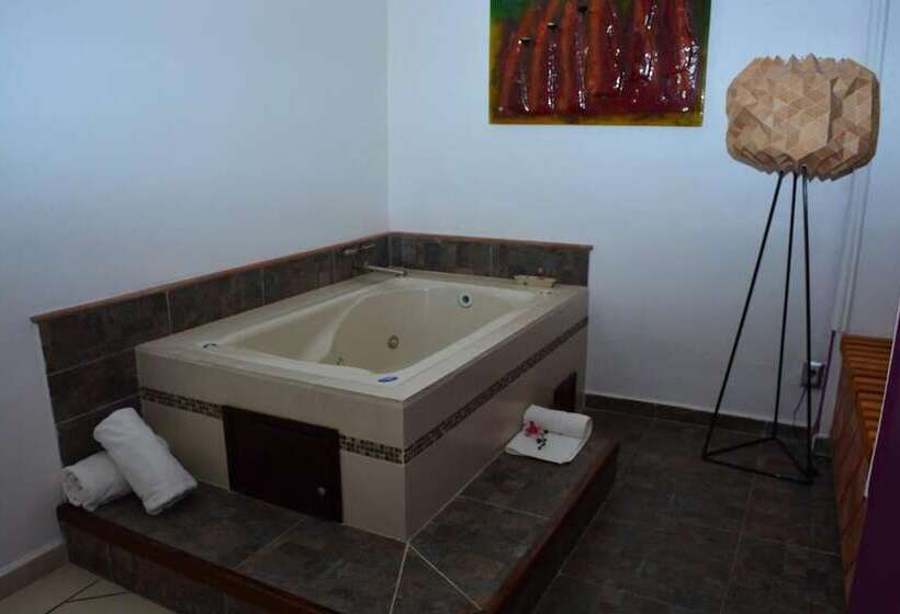 주니어 스위트, Boutique Pueblo Lindo