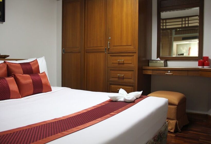 Номер Deluxe, B.s. Court Hotel Sathorn