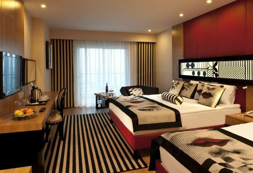 Superior Zimmer mit Ausblick, Delphin Imperial Lara