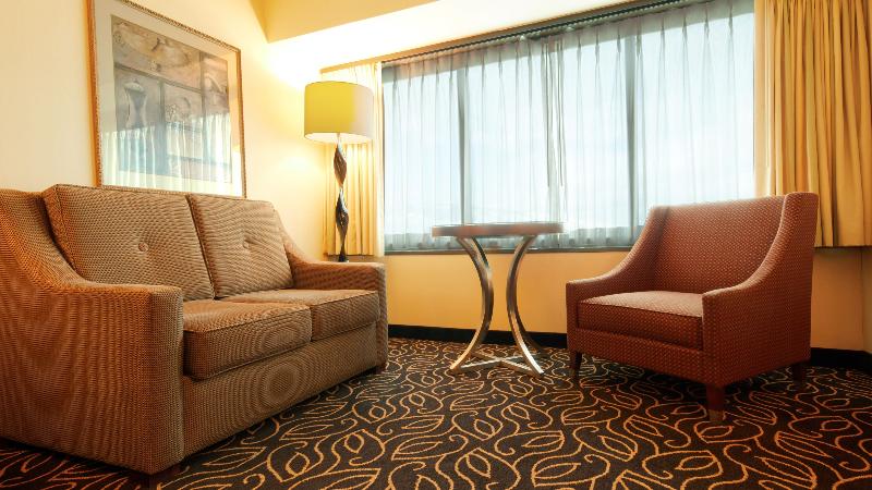 プレミアムルーム, Eldorado Resort Casino At The Row