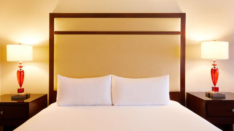 プレミアムルーム, Eldorado Resort Casino At The Row