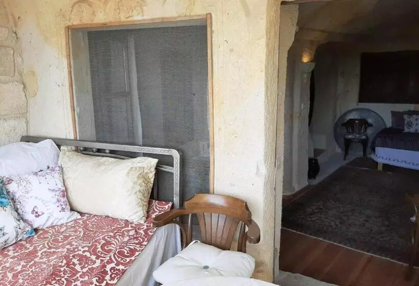 Suite with Terrace, Elkep Evi Cave